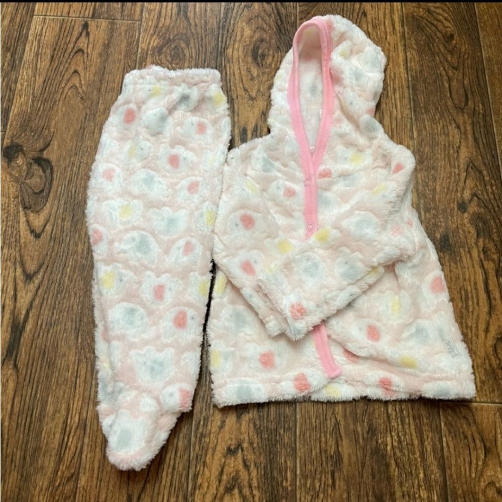 NWOT Infant Fuzzy Elephant 2 Pc Outfit Sz 3-6 Mos